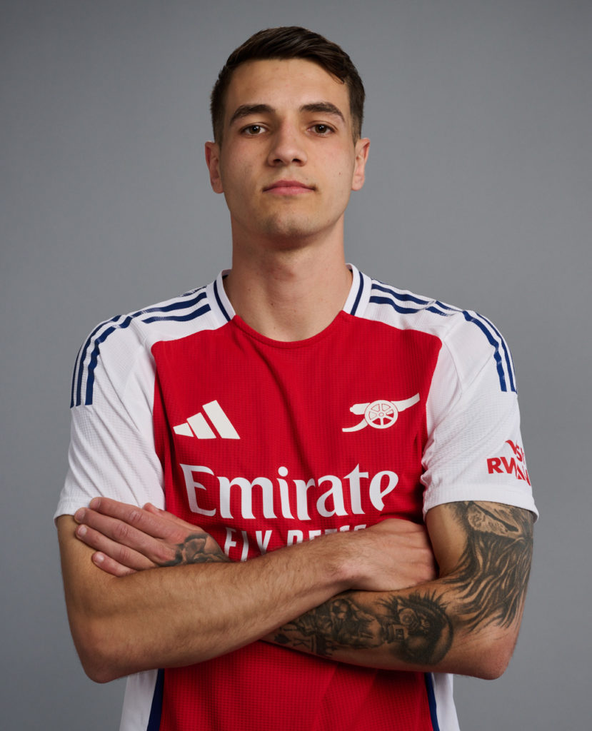 Arsenal Unveil New Home Kit for Season 2024/25