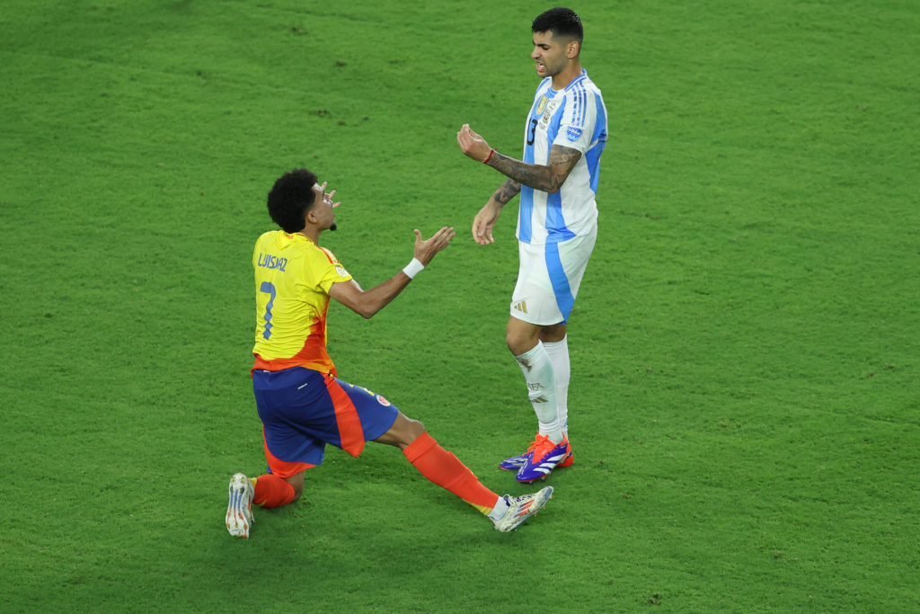 Luis Diaz of Colombia argues with Cristian Romero of Argentina during the CONMEBOL Copa America 2024 Final match between Argentina and Colombia at ...