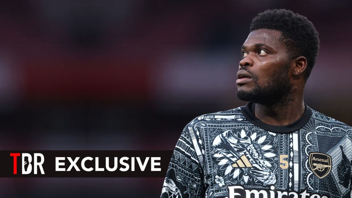 Thomas Partey of Arsenal warms up prior to the Premier League match.