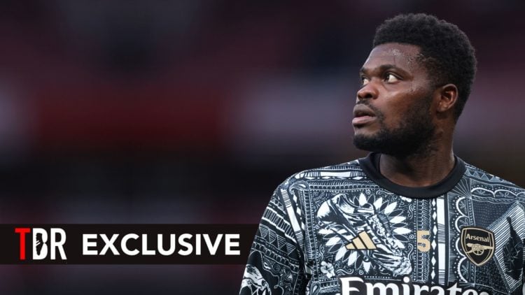 Thomas Partey of Arsenal warms up prior to the Premier League match.