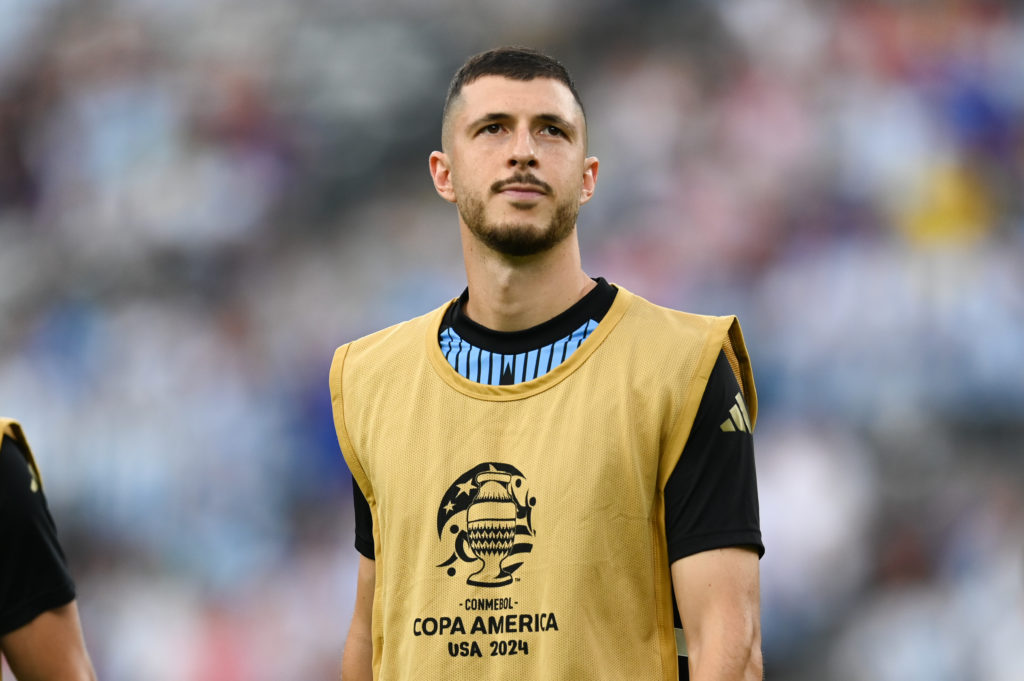 Guido Rodriguez #18 of Argentina looks downfield before the Copa America 2024 semifinal match between Argentina and Canada at MetLife Stadium on Ju...