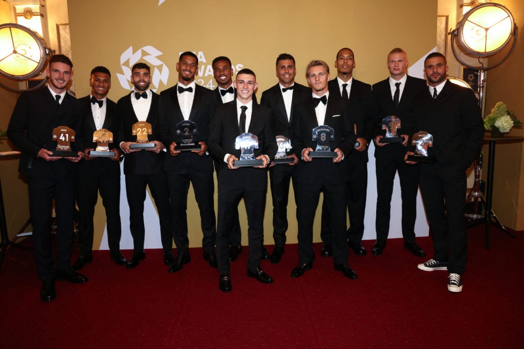 BRITAIN-FBL-AWARD