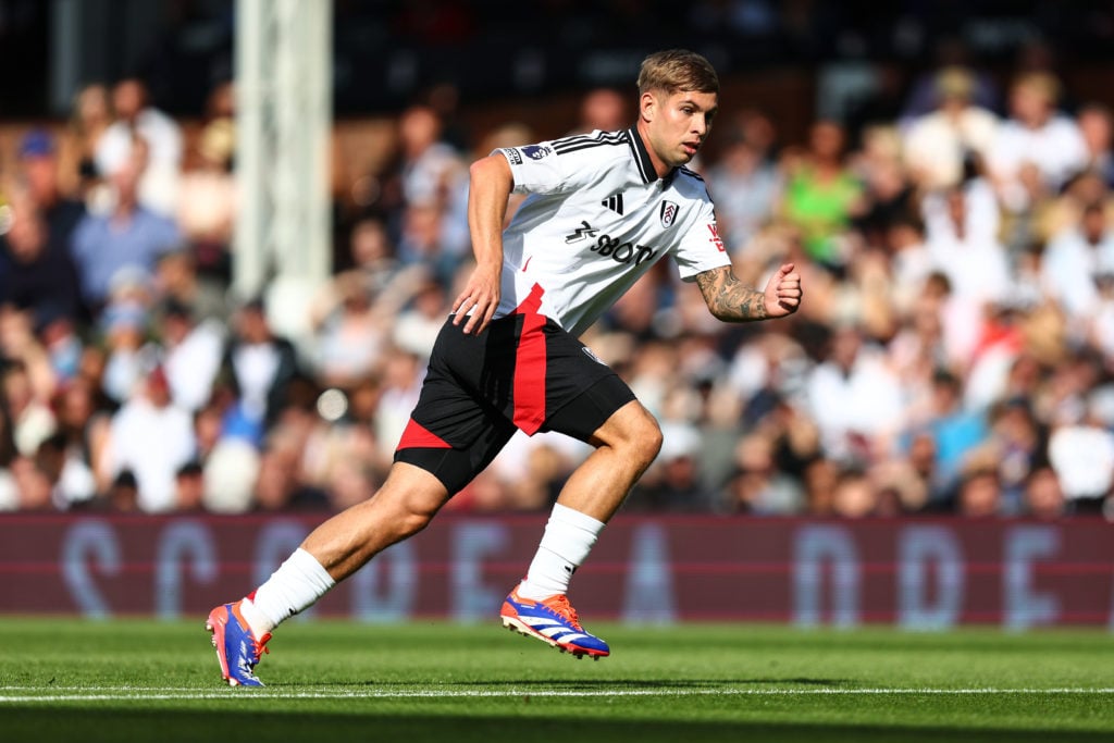 Emile Smith Rowe of Fulham during the Premier League match between Fulham FC and West Ham United FC at Craven Cottage on September 14, 2024 in Lond...