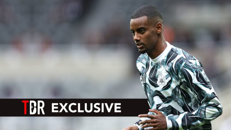 NEWCASTLE UPON TYNE, ENGLAND - SEPTEMBER 01: Alexander Isak of Newcastle United warms up prior to the Premier League match between Newcastle United...