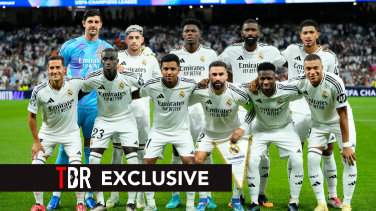Real Madrid Team pre match photo with tbr exclusive banner