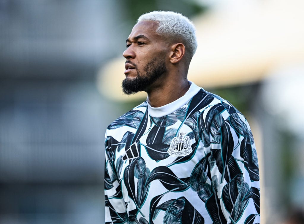 Joelinton of Newcastle United FC (7) claps the fans during the Premier League match between Fulham FC and Newcastle United FC at Craven Cottage on ...