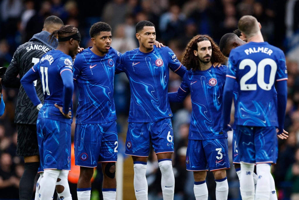 Chelsea's players prepare for a group huddle ahead of kick-off in the English Premier League football match between Chelsea and Nottingham Forest a...