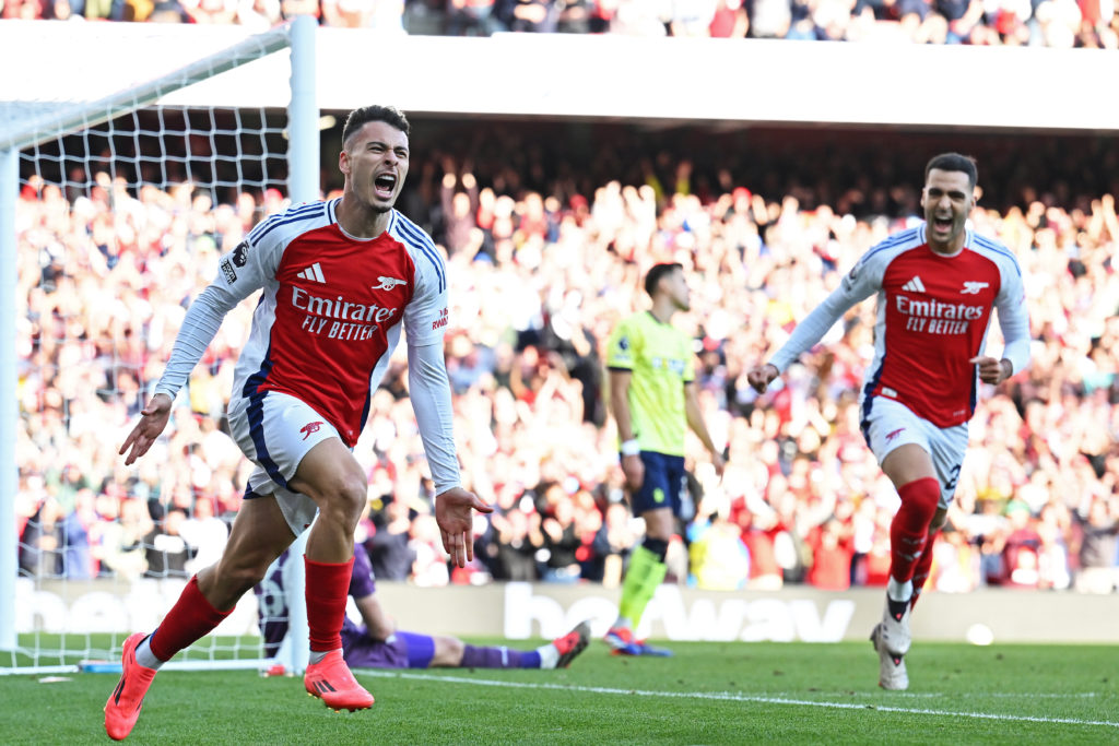 Gabriel Martinelli of Arsenal celebrates scoring his team's second goal during the Premier League match between Arsenal FC and Southampton FC at Em...