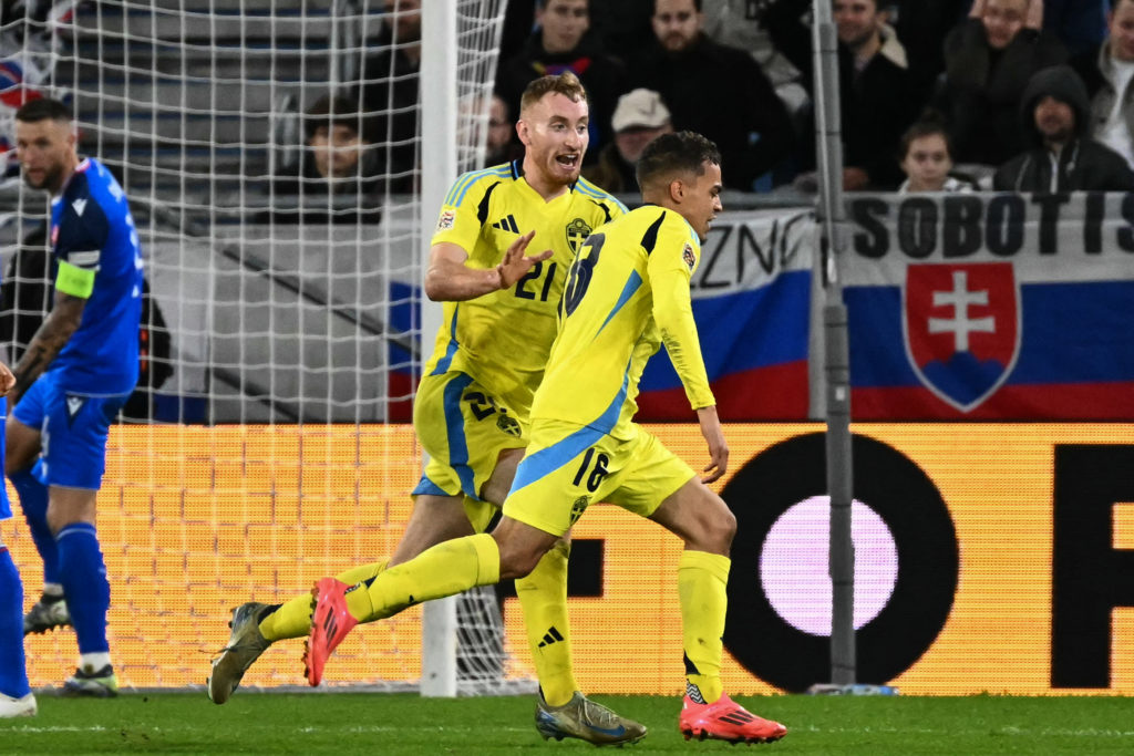 FBL-EUR-NATIONS-SVK-SWE