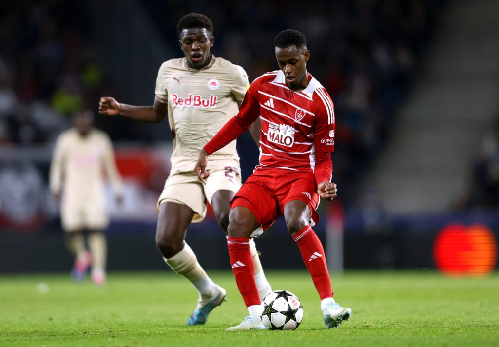 Edimilson Fernandes of Stade Brestois 29 cbLucas Gourna-Douath of FC Salzburg during the UEFA Champions League 2024/25 League Phase MD2 match betwe...