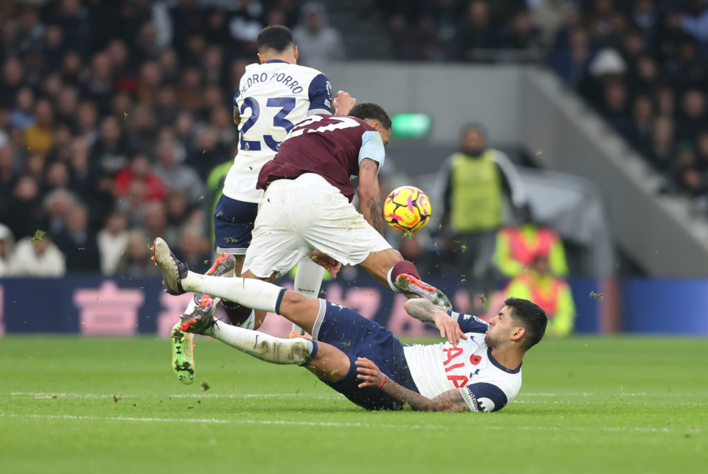 Tottenham Hotspur FC v Aston Villa FC - Premier League
