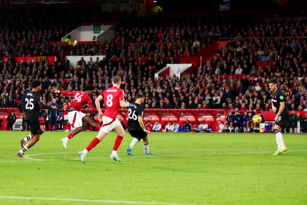 'The supporters in front of me': BBC journalist shares what he saw Nottingham Forest fans do after Aina's goal today