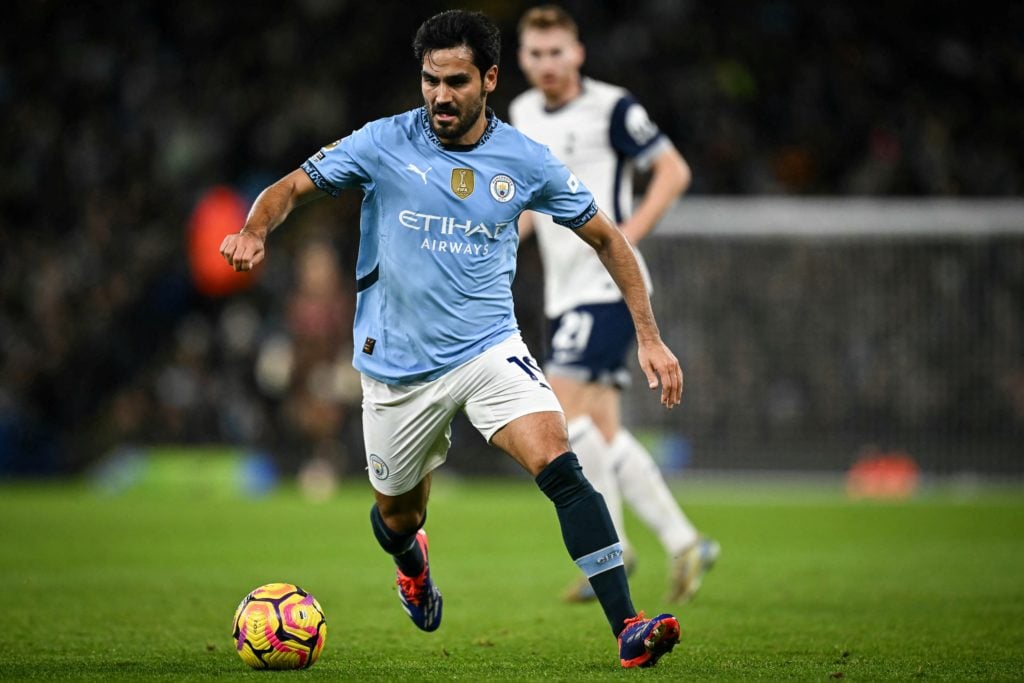 Manchester City's German midfielder #19 Ilkay Gundogan controls the ball during the English Premier League football match between Manchester City a...