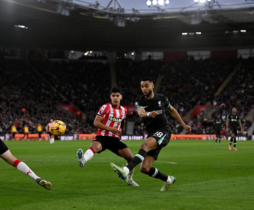 'I'm surprised': Jamie Carragher baffled by something Arne Slot did during Liverpool's win at Southampton