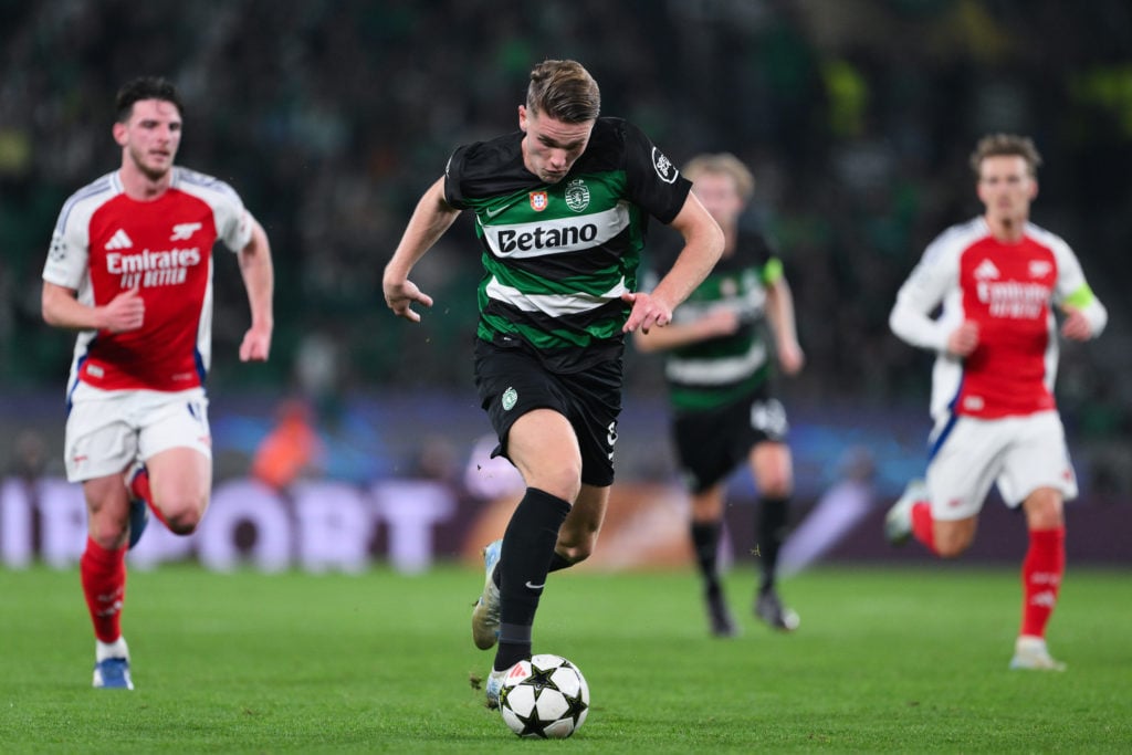 Viktor Gyokeres of Sporting Clube de Portugal runs with the ball during the UEFA Champions League 2024/25 League Phase MD5 match between Sporting C...