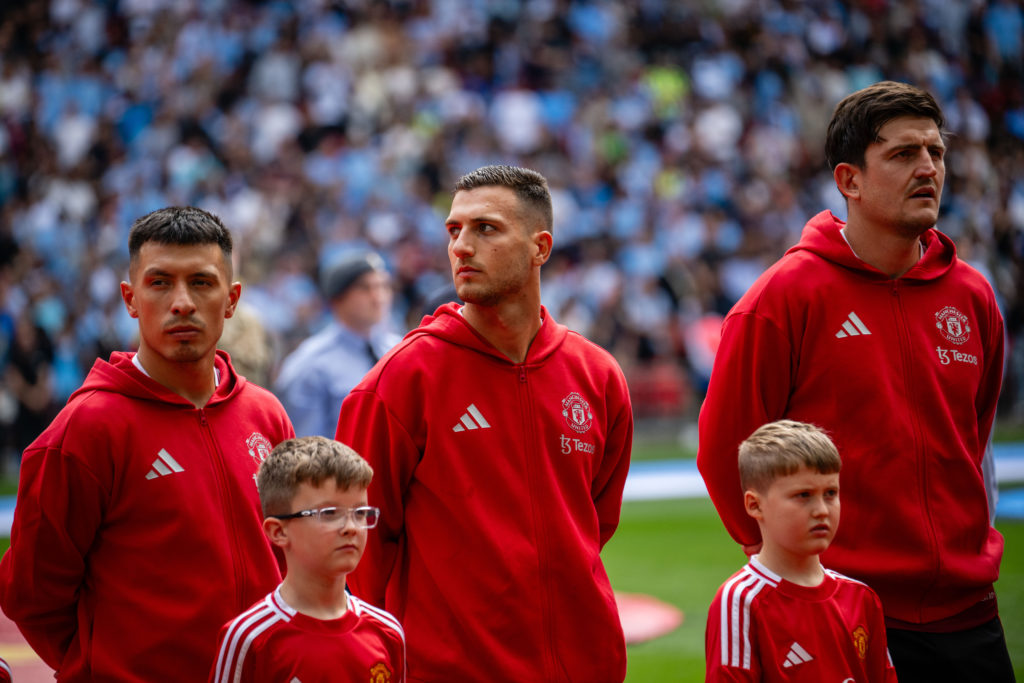 Diogo Dalot lining up for Manchester United
