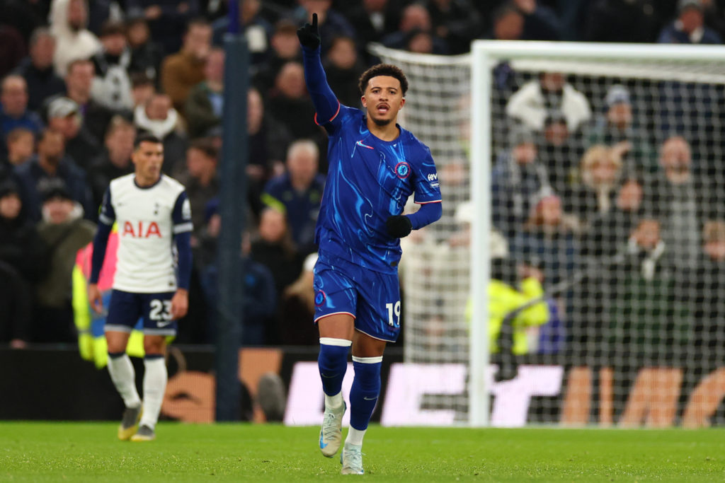 Chelsea fans think 'proper blue' Jadon Sancho disrespected Tottenham after Enzo Fernandez made it 3-2