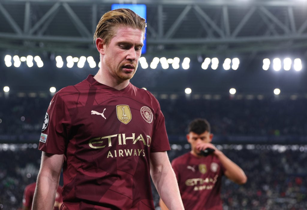 Kevin De Bruyne of Manchester City appears dejected at the end of the UEFA Champions League 2024/25 League Phase MD6 match between Juventus and Man...