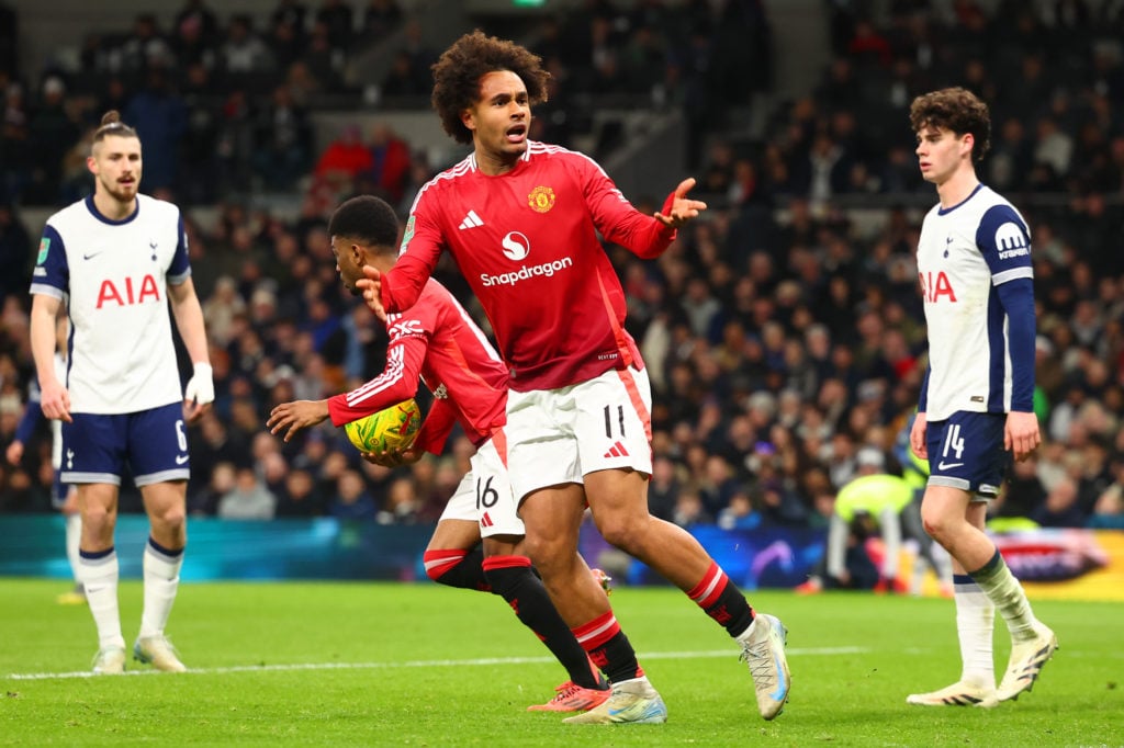 Joshua Zirkzee of Manchester United celebrates scoring his side's first goal during the Carabao Cup Quarter Final match between Tottenham Hotspur a...