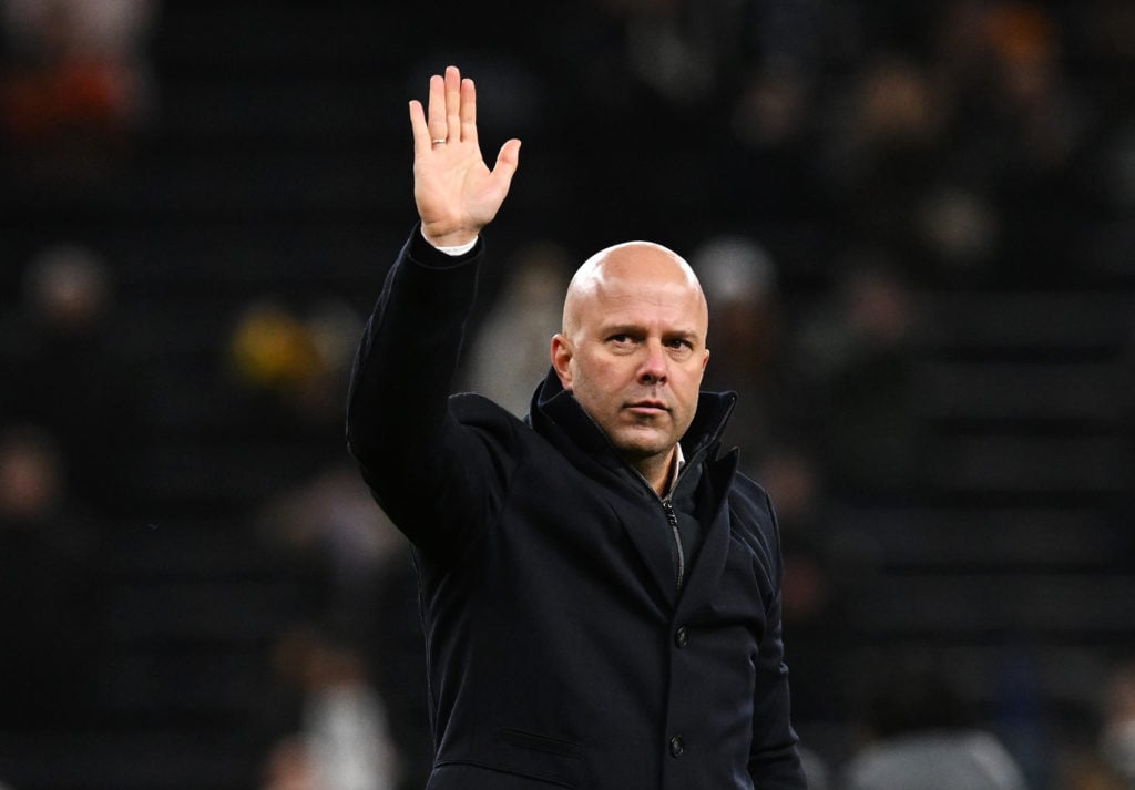 (THE SUN OUT, THE SUN ON SUNDAY OUT) Arne Slot, Manager of Liverpool, acknowledges the fans after the Premier League match between Tottenham Hotspu...