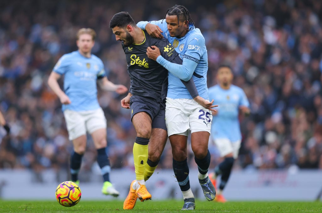 Armando Broja of Everton battles for possession with Manuel Akanji of Manchester City during the Premier League match between Manchester City FC an...