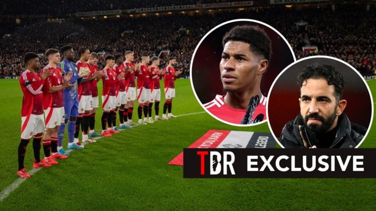 Players and staff of Manchester United take part in a minutes silence in memory of Former Manchester United Club Receptionist Kath Phipps, who pass...