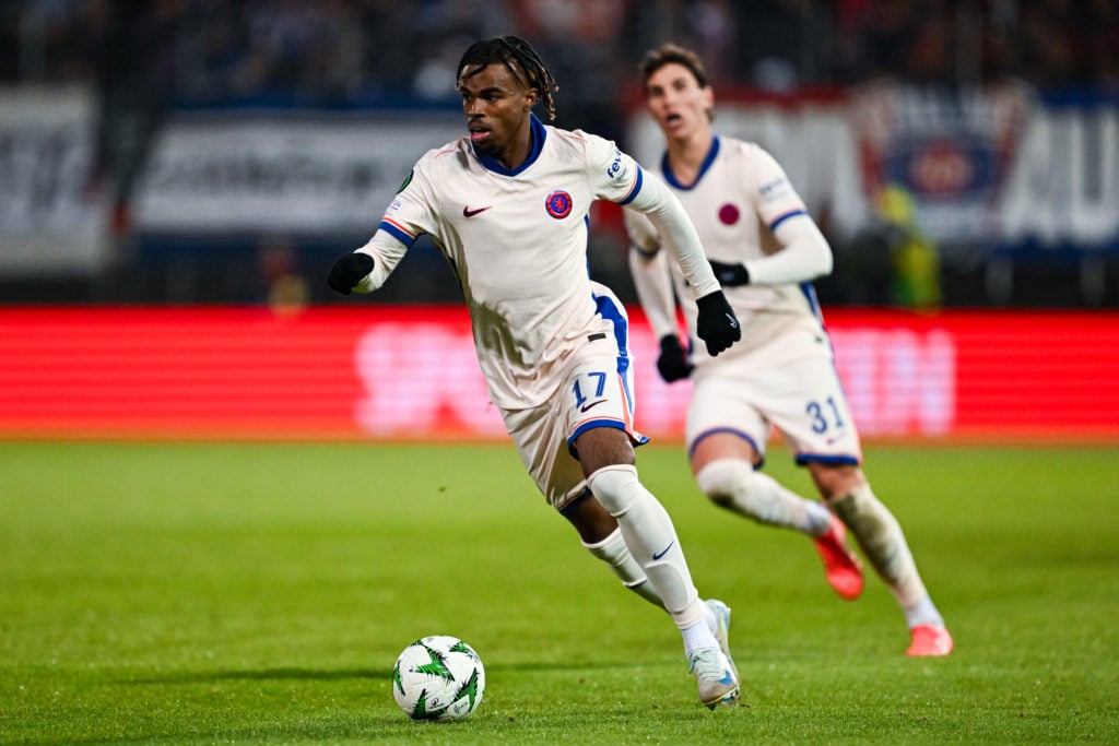 Carney Chukwuemeka du Chelsea FC en action lors de la ligue de la Ligue de la conférence UEFA 2024/25 Match MD4 entre 1. FC Heidenheim 1846 et Chel ...