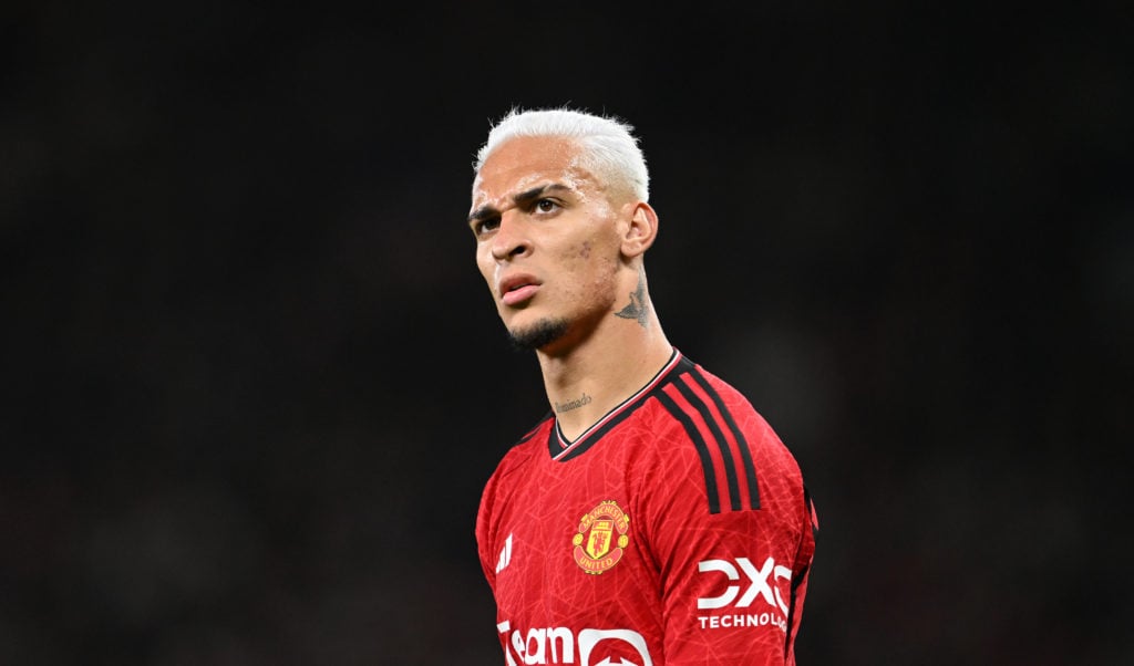 Antony playing for Manchester United against Wolves.