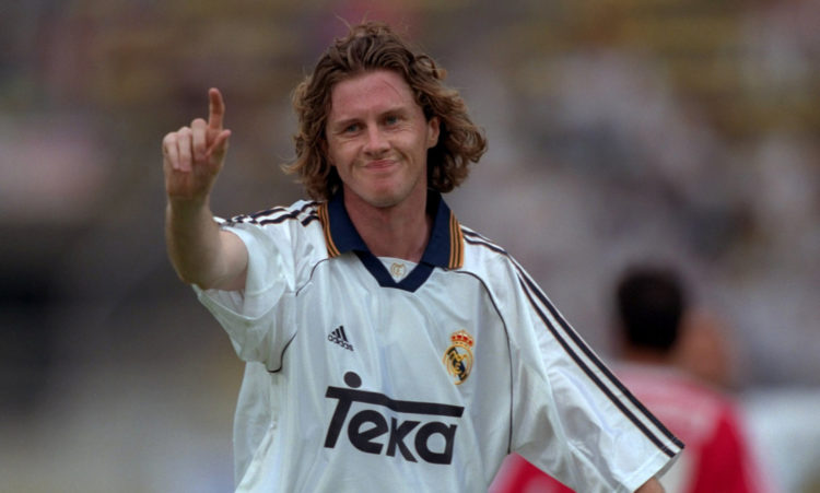 Jul 1999:  Steve McManaman of Real Madrid during a pre-season friendly against Lausanne Sports in Lausannne, Switzerland.  Mandatory Credit: Ben Ra...
