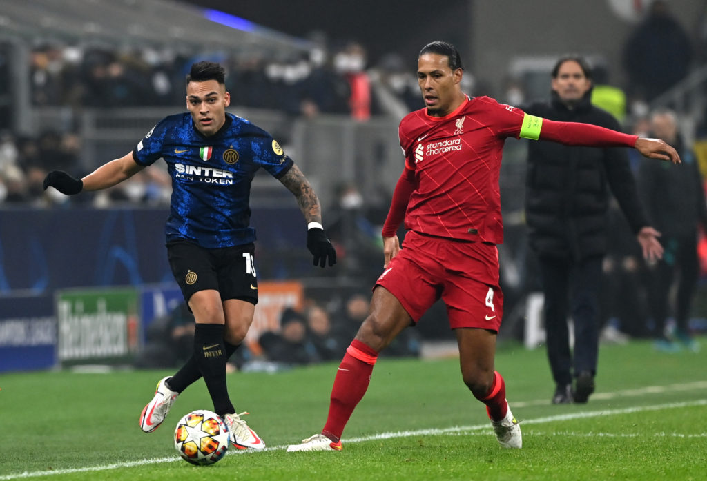 FC Internazionale v Liverpool FC: Round Of Sixteen Leg One - UEFA Champions League