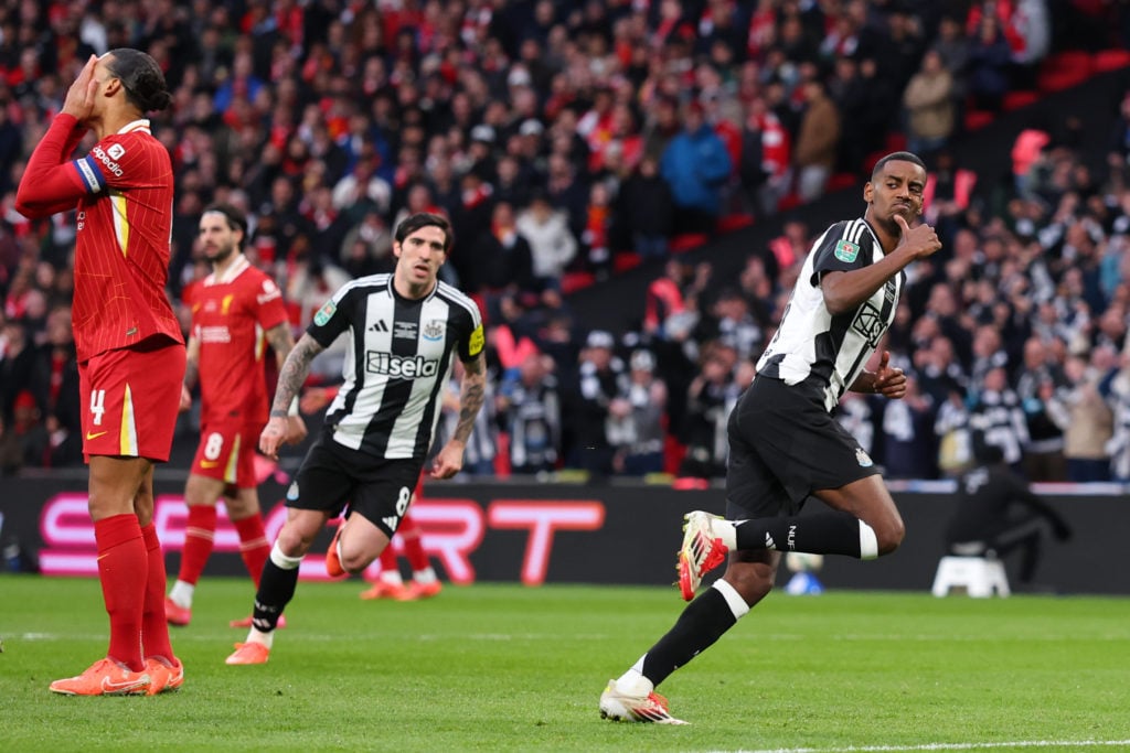 Alexander Isak scores during Liverpool vs Newcastle United in the Carabao Cup Final.