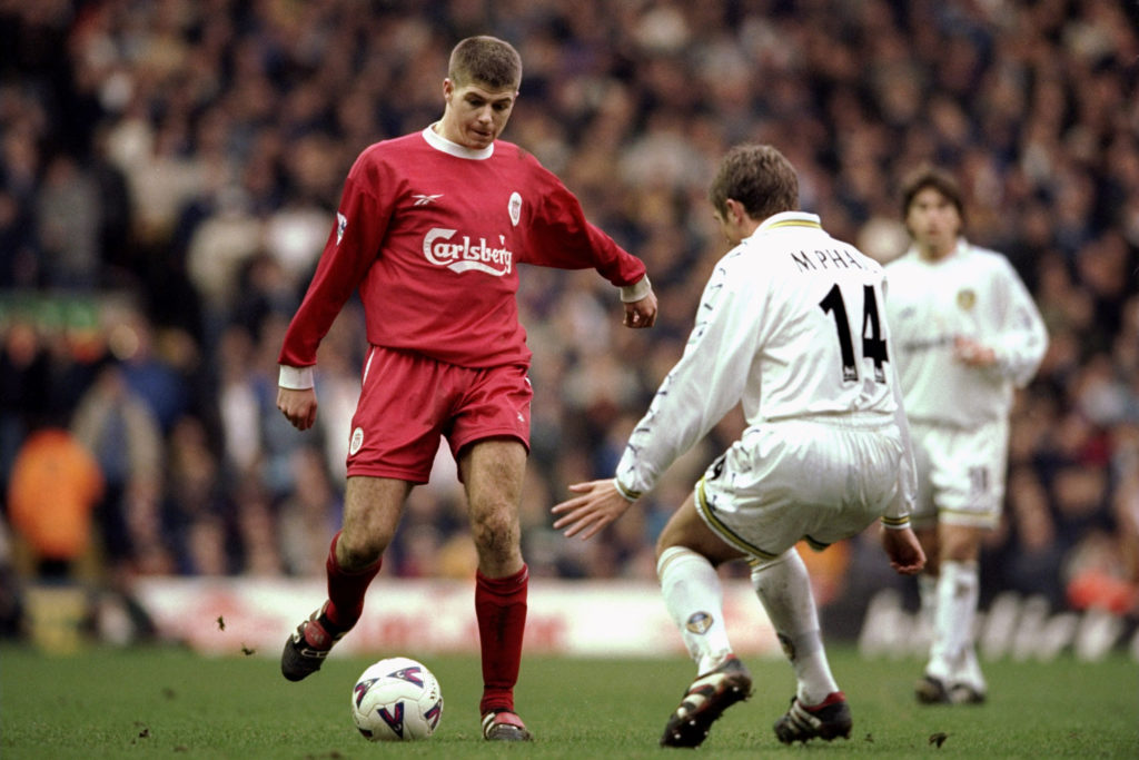 Steven Gerrard of Liverpool and Stephen McPhail of Leeds