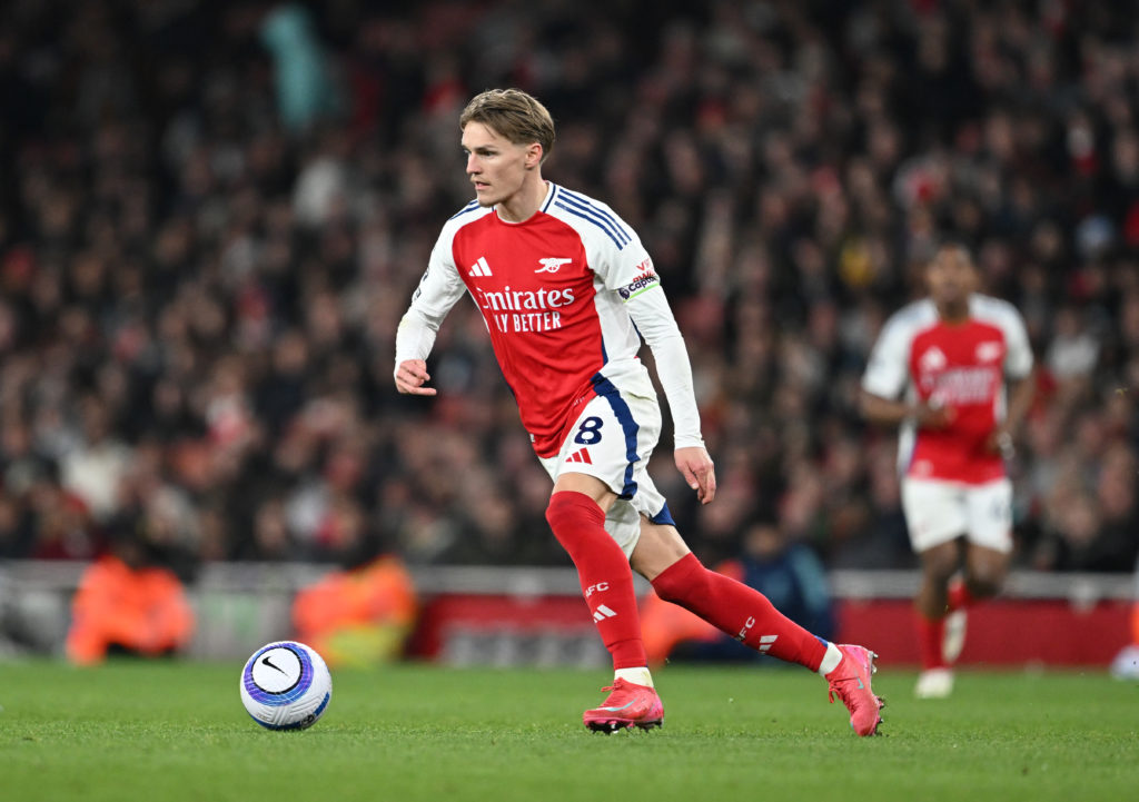 Arsenal FC v Fulham FC - Premier League