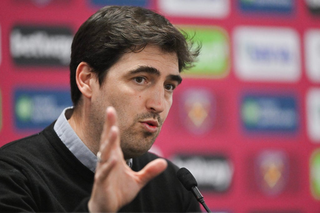 Andoni Iraola speaking in a press confenece after a Bournemouth game