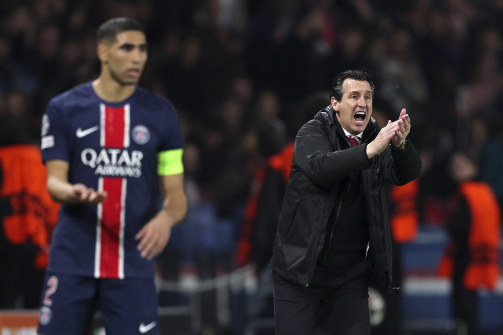 Paris Saint Germain v Aston Villa - UEFA Champions League