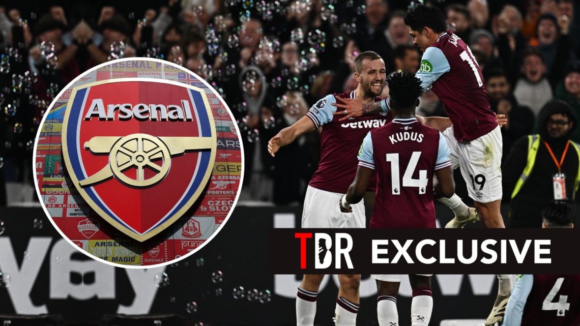 Tomas Soucek of West Ham United celebrate with Mohammed Kudus, Edson Alvarez and Carlos Soler after scoring the second goal during the Premier Leag...
