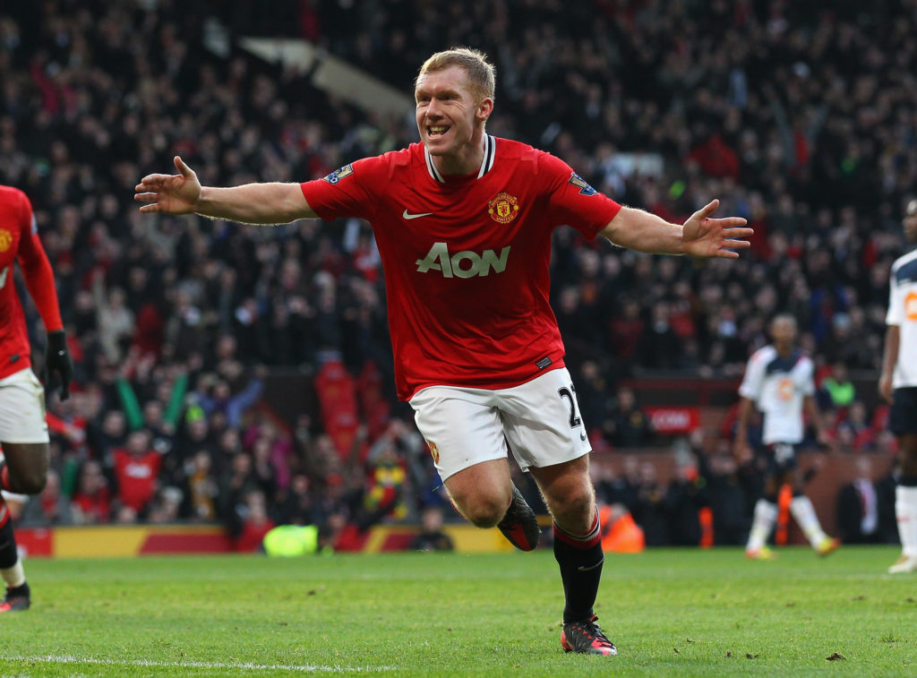 Paul Scholes celebrating his goal for Manchester United vs Bolton.