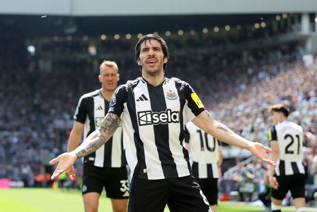 Sandro Tonali during Newcastle's match in the Premier League.