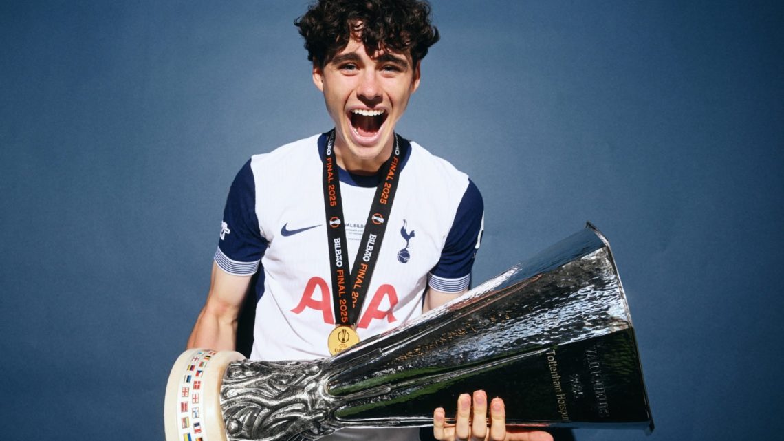 Image of Archie Gray with the Europa League trophy