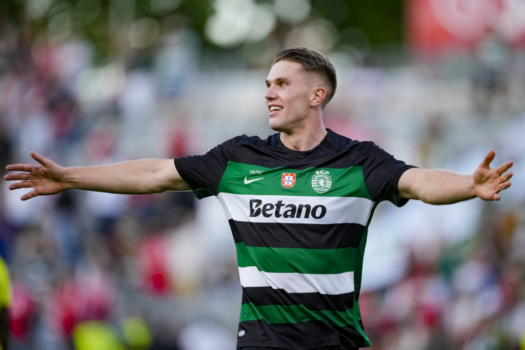 Viktor Gyokeres celebrating his goal vs Benfica