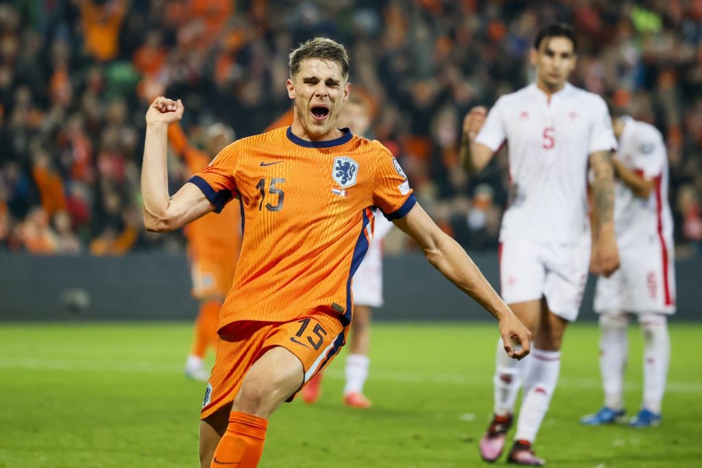 Micky van de Ven celebrates during Netherlands v Malta - FIFA 2026 World Cup Qualifier