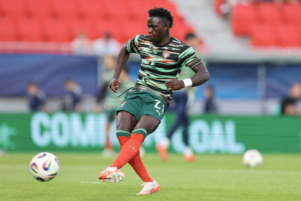 Roger Fernandes in action for Portugal U21s against Poland U21s