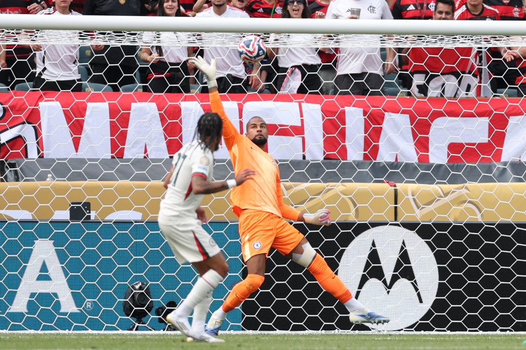 Chelsea goalkeeper Robert Sanchez in action against Flamengo