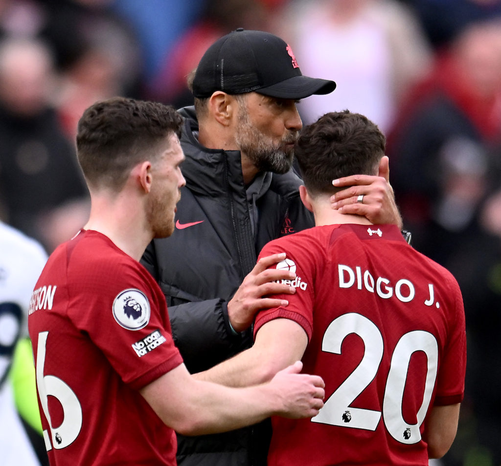 Jurgen Klopp embracing Diogo Jota