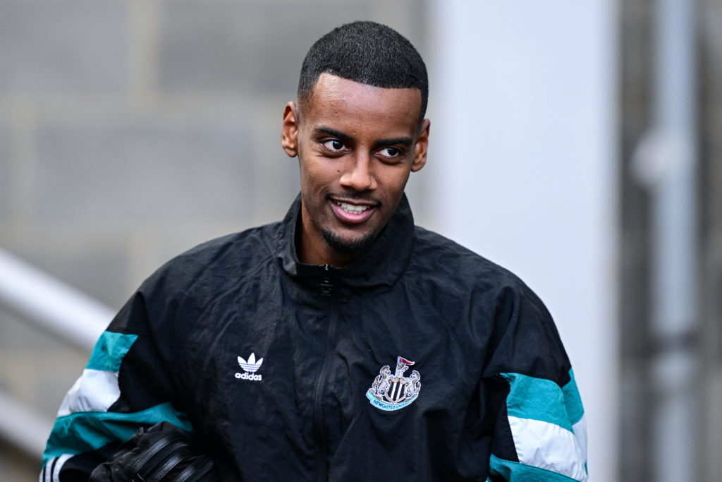 Alexander Isak before Newcastle against Manchester United