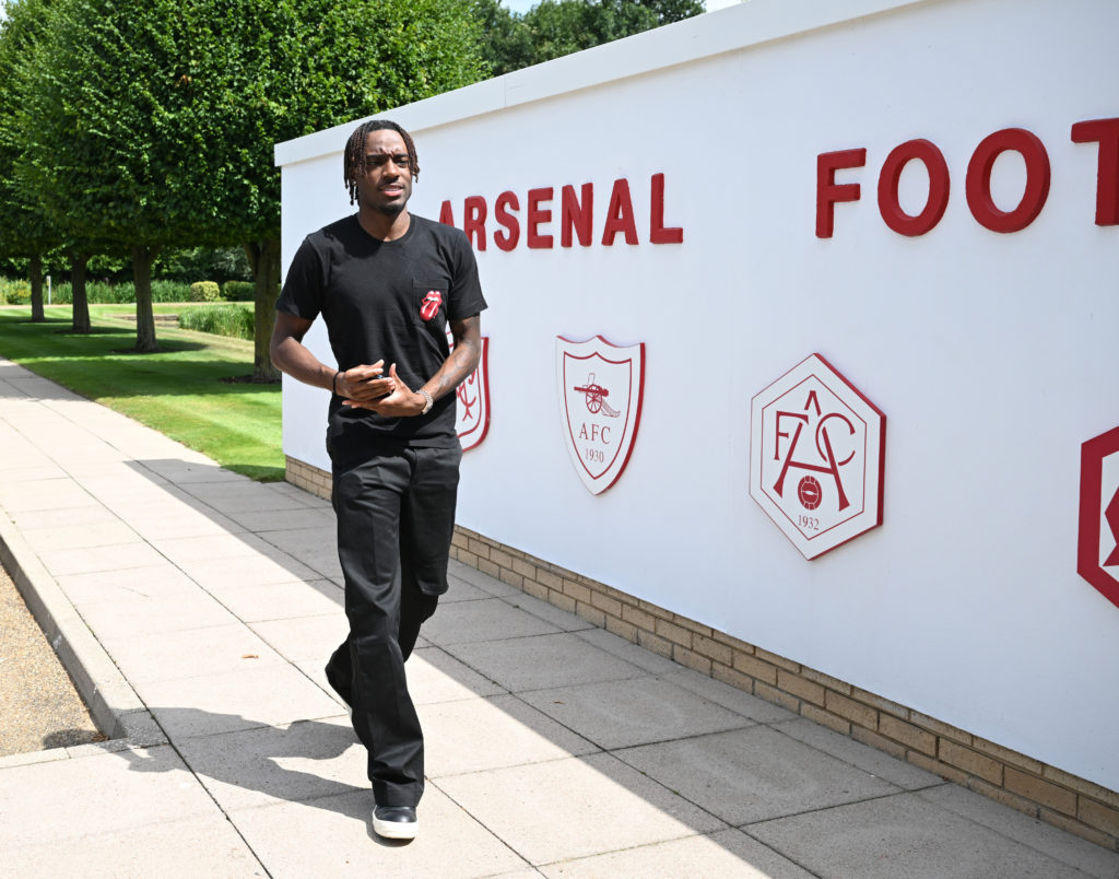 New Arsenal signing Noni Madueke walking around London Colney