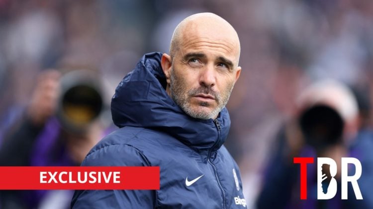 Chelsea manager Enzo Maresca