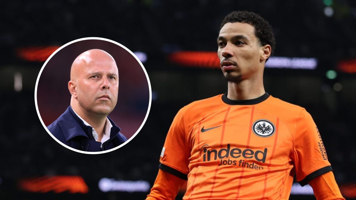 Hugo Ekitike playing for Eintracht Frankfurt alongside Liverpool manager Arne Slot.