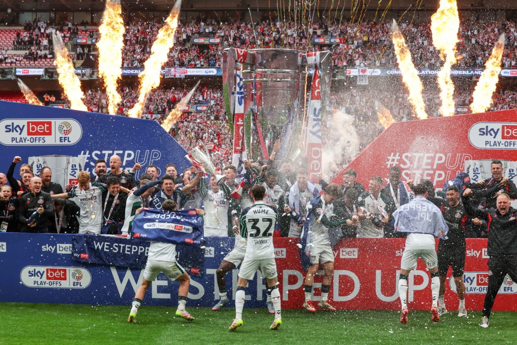 Sunderland celebrate after the Championship Play-Off Final match between Sheffield United and Sunderland at Wembley Stadium on May 24, 2025