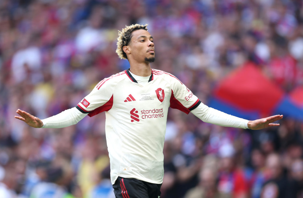 Hugo Ekitike during Crystal Palace vs Liverpool in the 2025 FA Community Shield